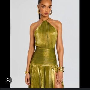 Elegant Green/Gold Halter Dress